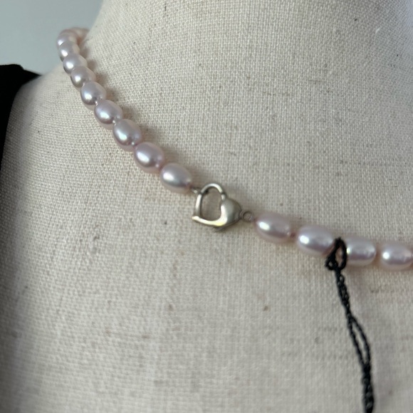 Honora Pearl Necklace with heart shaped 925 Sterling clasp - Picture 2 of 4